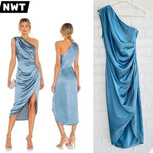 NWT Elliatt One Shoulder Pleated Cassini Hi-Low Satin Midi Dress in Blue XS